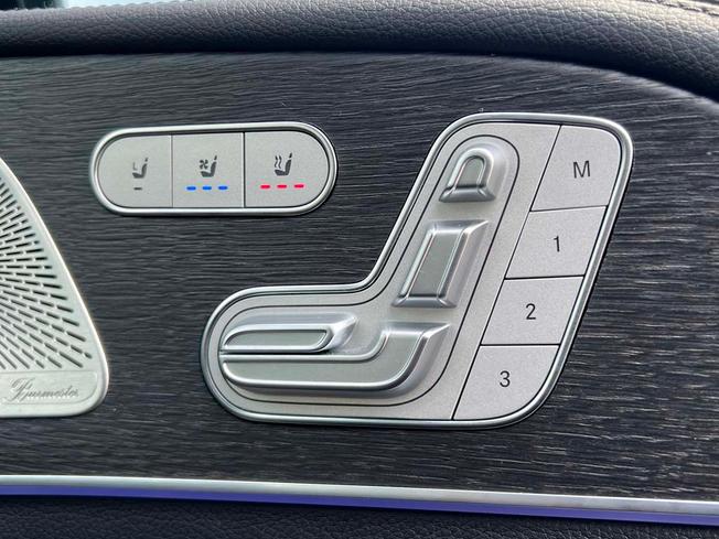 MERCEDES-BENZ Gls Photo 42