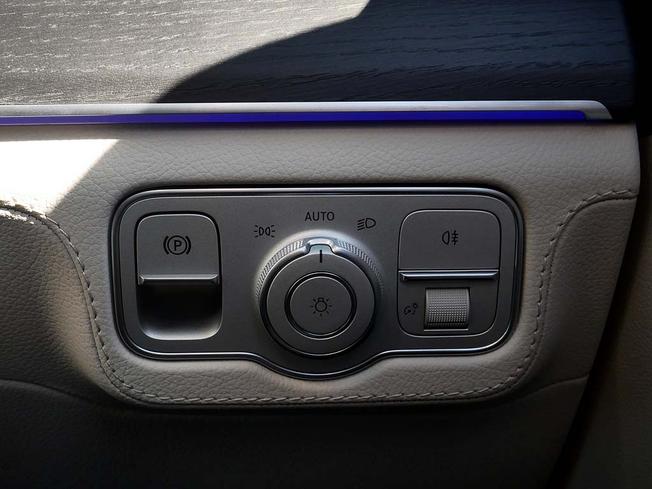 MERCEDES-BENZ Gls Photo 15