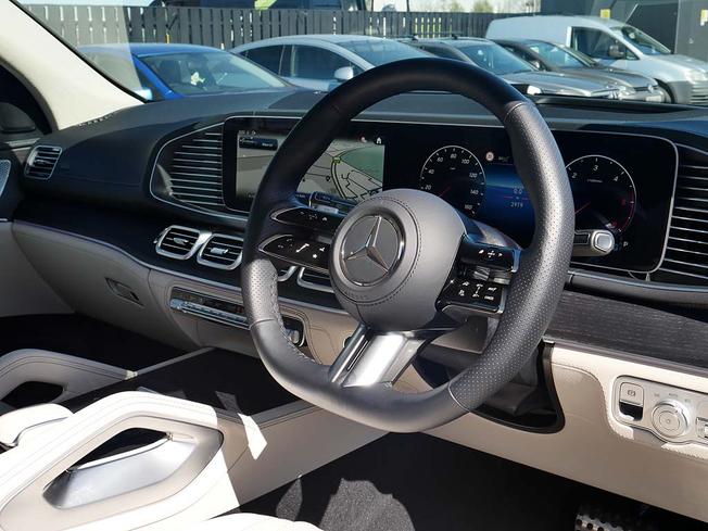 MERCEDES-BENZ Gls Photo 38