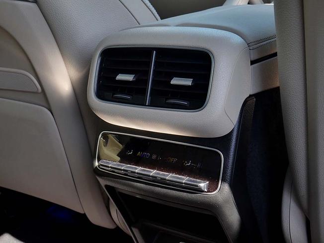 MERCEDES-BENZ Gls Photo 40