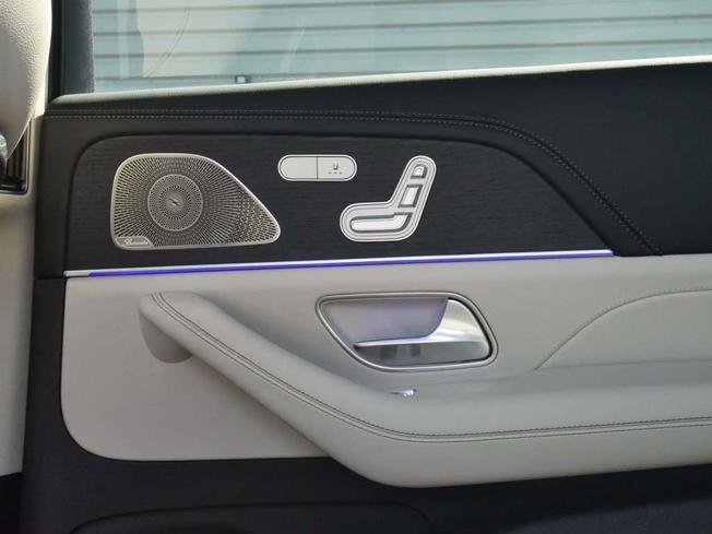 MERCEDES-BENZ Gls Photo 45