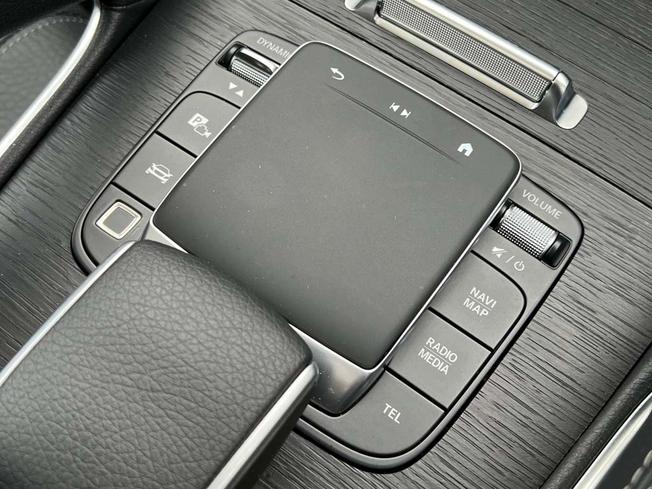MERCEDES-BENZ Gls Photo 39
