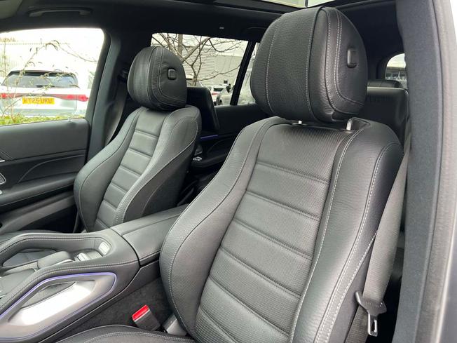 MERCEDES-BENZ Gls Photo 47