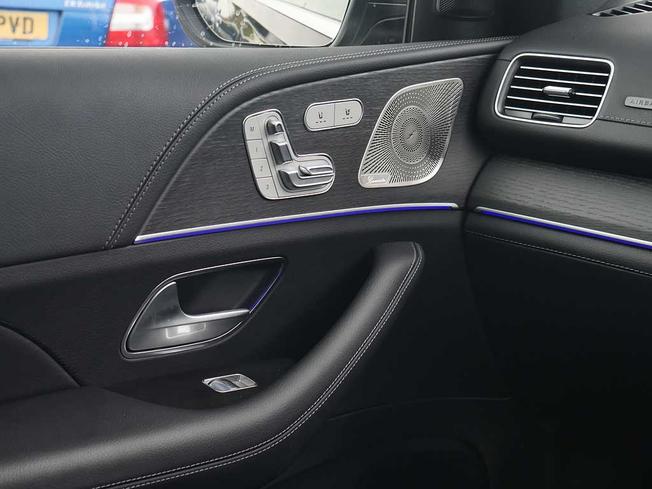 MERCEDES-BENZ Gls Photo 45