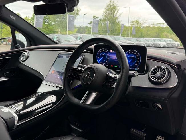 MERCEDES-BENZ Eqe Photo 41