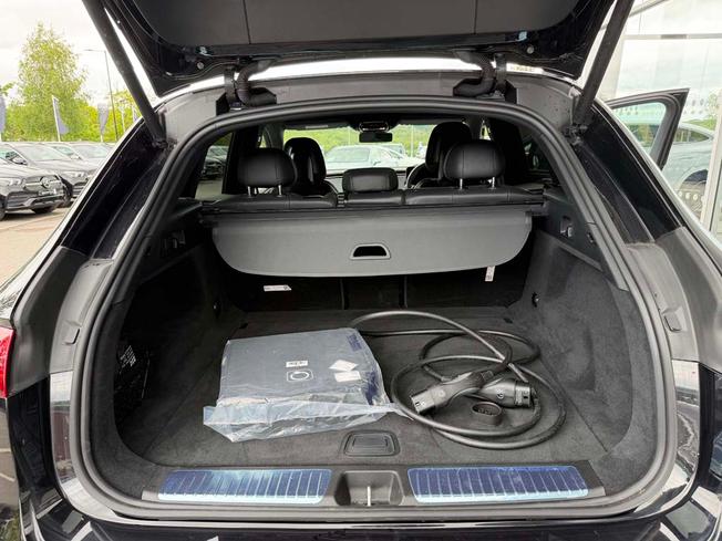 MERCEDES-BENZ Eqe Photo 9