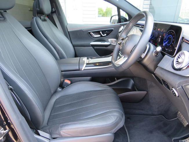 MERCEDES-BENZ Eqe Photo 3