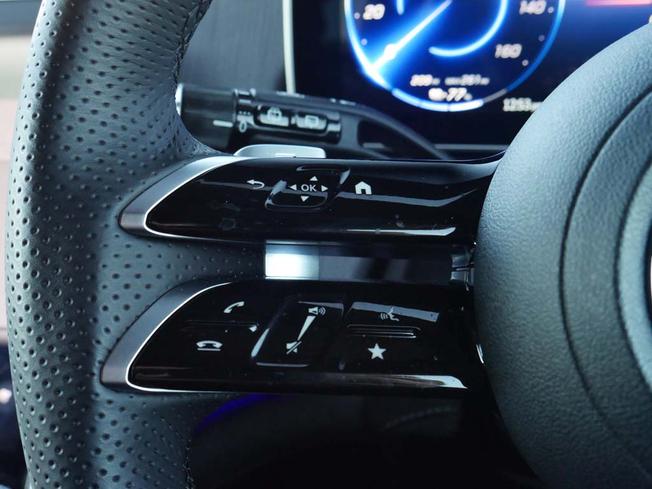 Mercedes-Benz Eqe Photo 12