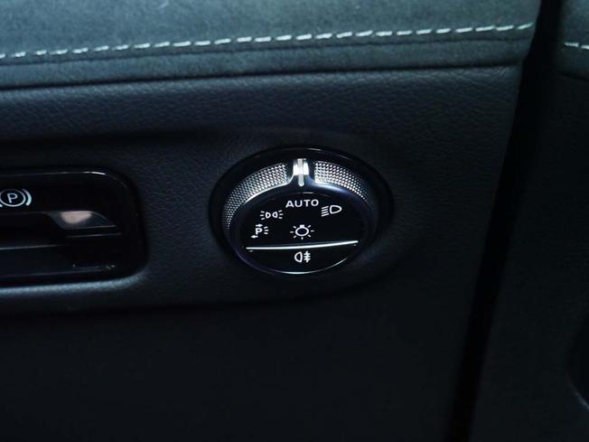 Mercedes-Benz Eqe Photo 15