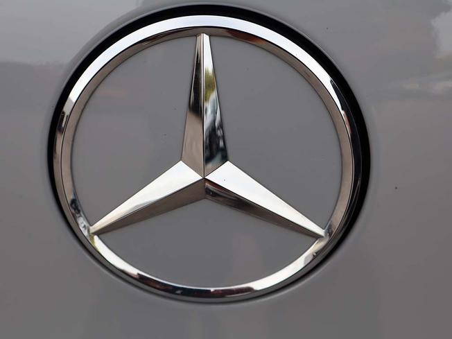MERCEDES-BENZ Eqe Photo 23