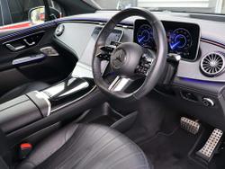 MERCEDES-BENZ Eqe Photo 3