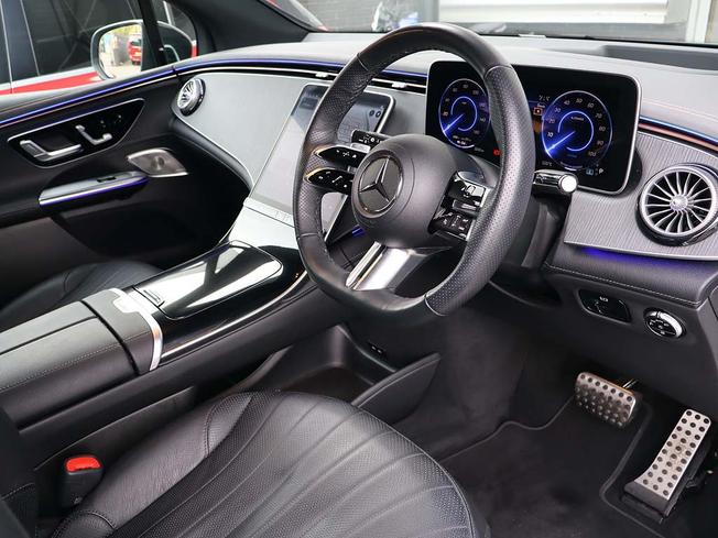 MERCEDES-BENZ Eqe Photo 3