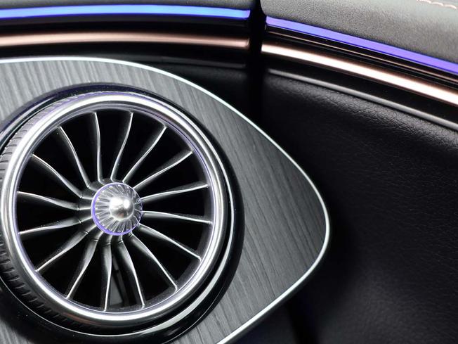 MERCEDES-BENZ Eqe Photo 35