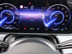MERCEDES-BENZ Eqe Photo 4
