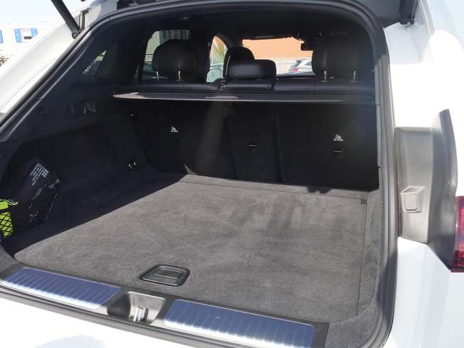 Mercedes-Benz Eqe Photo 10