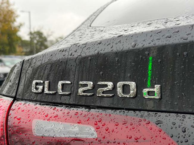 MERCEDES-BENZ Glc Photo 17