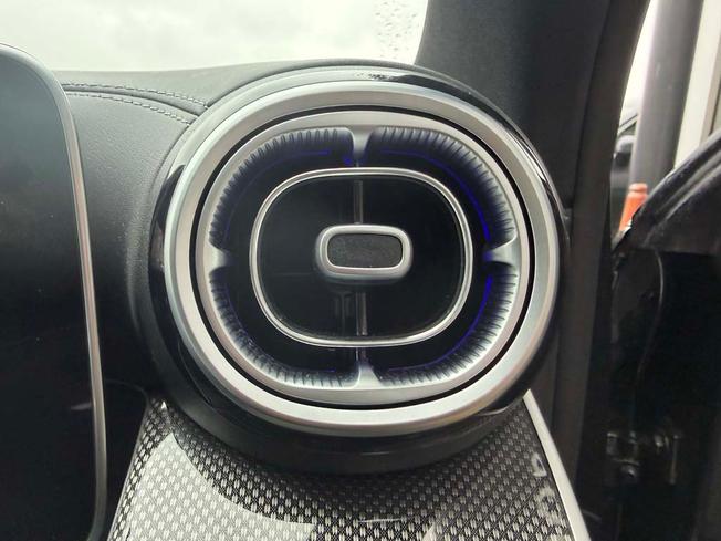 MERCEDES-BENZ Glc Photo 24