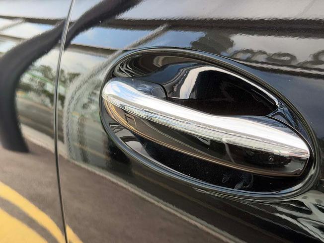 MERCEDES-BENZ Glc Photo 16