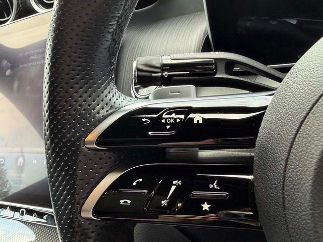 MERCEDES-BENZ Glc Photo 31