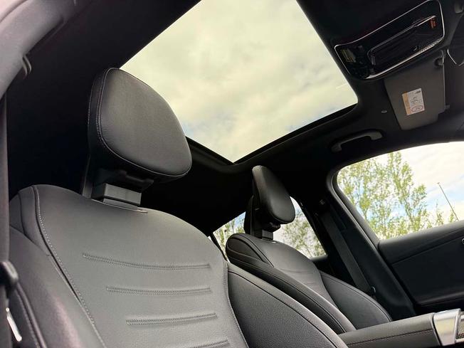 MERCEDES-BENZ Glc Photo 43