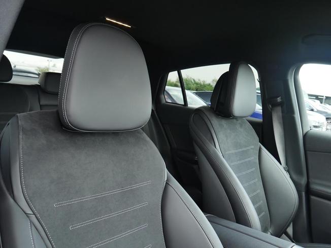 MERCEDES-BENZ Glc Photo 35