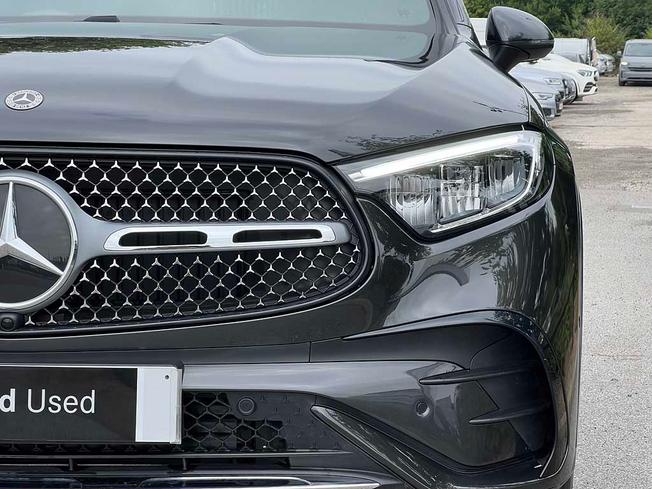 MERCEDES-BENZ Glc Photo 16
