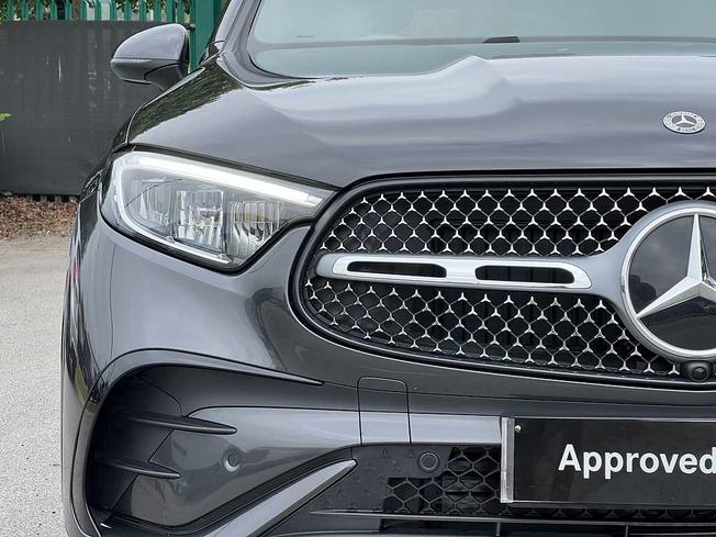 MERCEDES-BENZ Glc Photo 17