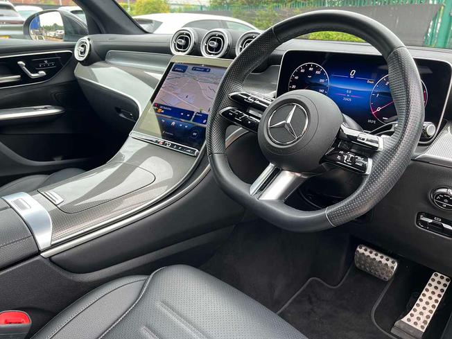 MERCEDES-BENZ Glc Photo 24