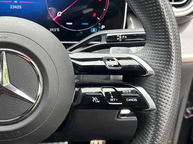 MERCEDES-BENZ Glc Photo 25