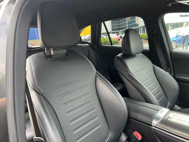 MERCEDES-BENZ Glc Photo 38