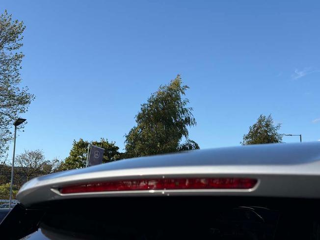 MERCEDES-BENZ Glc Photo 18