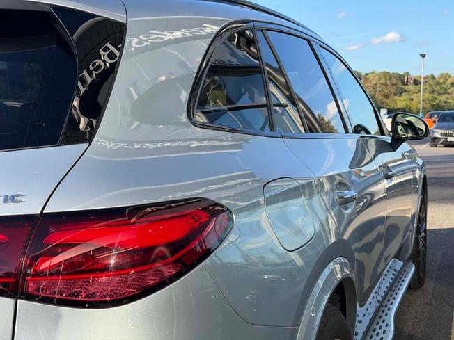 MERCEDES-BENZ Glc Photo 19