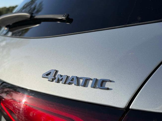 MERCEDES-BENZ Glc Photo 21