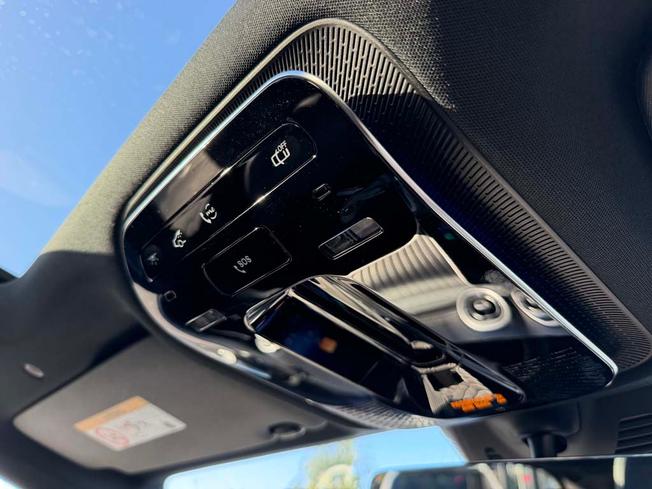 MERCEDES-BENZ Glc Photo 33