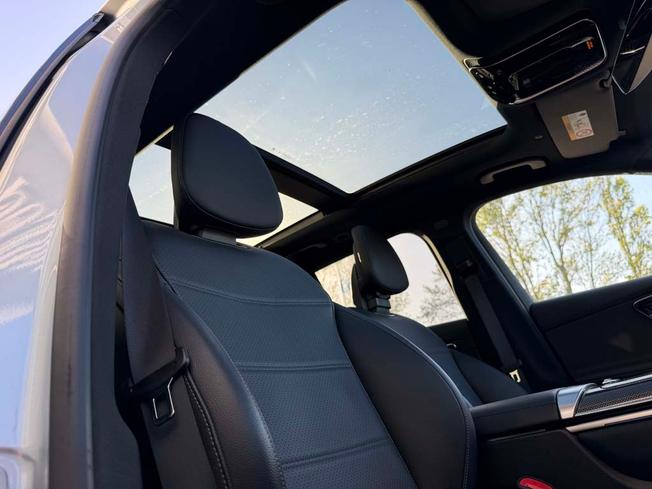 MERCEDES-BENZ Glc Photo 44