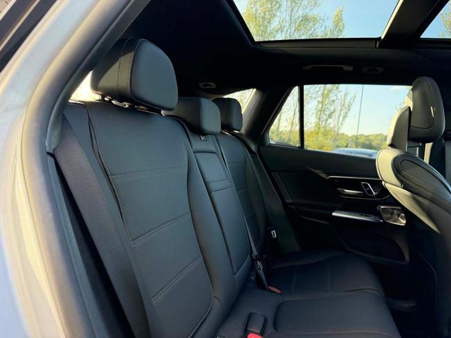 MERCEDES-BENZ Glc Photo 8