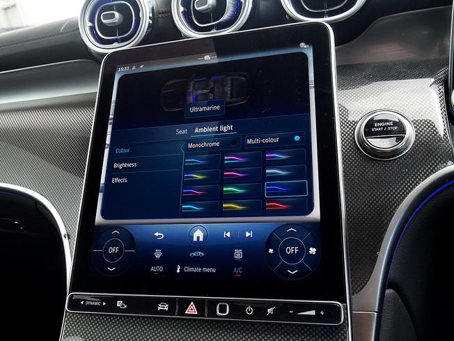 MERCEDES-BENZ Glc Photo 24
