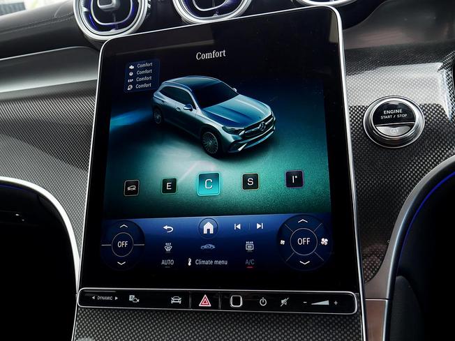 MERCEDES-BENZ Glc Photo 32