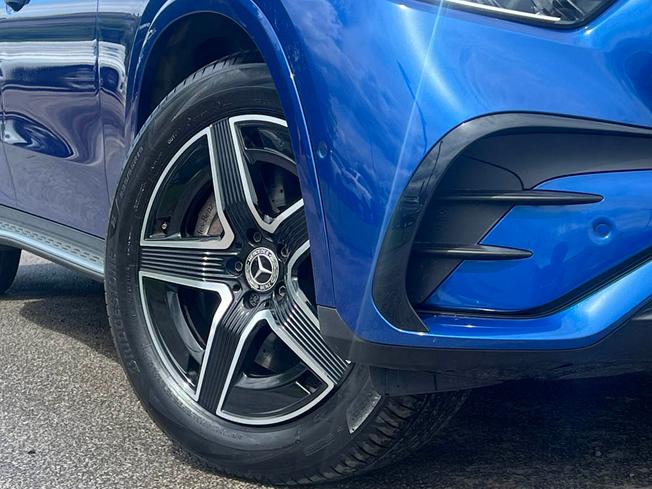 MERCEDES-BENZ Glc Photo 14