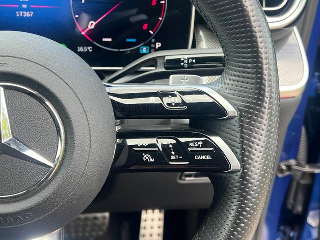 MERCEDES-BENZ Glc Photo 23