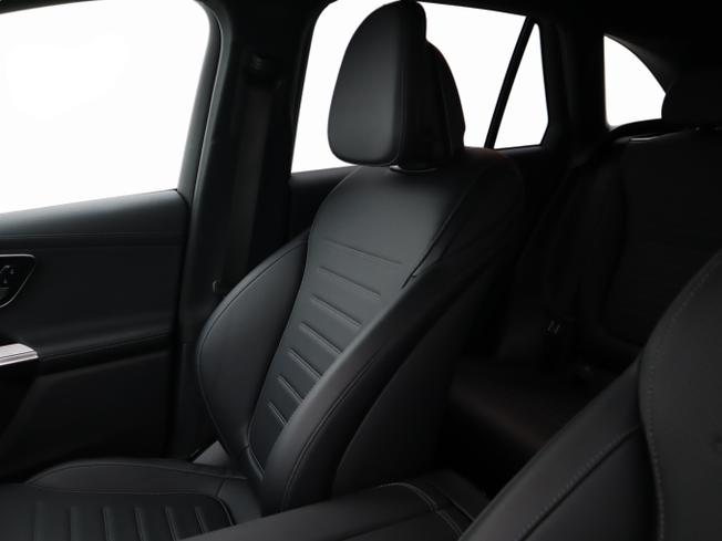 MERCEDES-BENZ Glc Photo 18