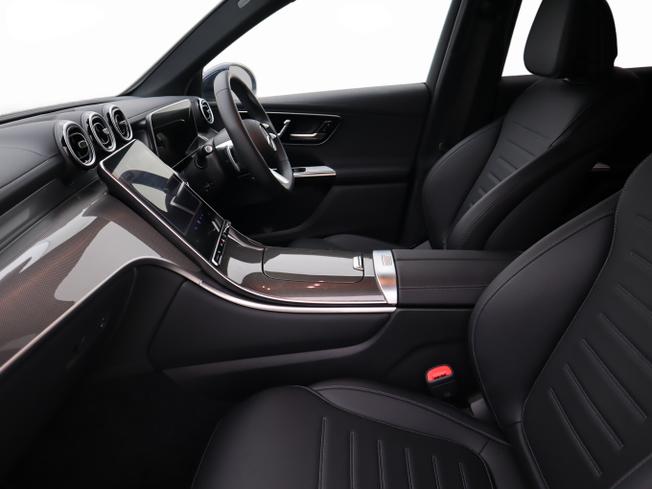 MERCEDES-BENZ Glc Photo 21