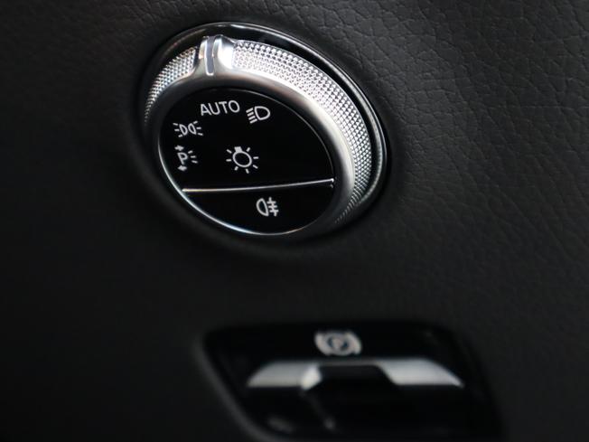 MERCEDES-BENZ Glc Photo 42