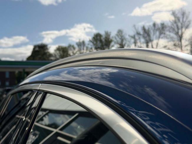 MERCEDES-BENZ Glc Photo 16