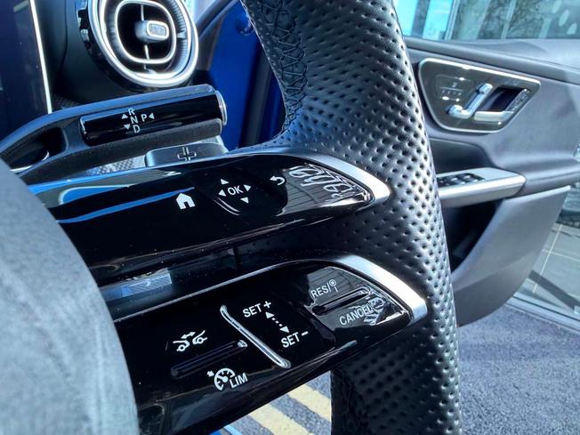 MERCEDES-BENZ Glc Photo 30