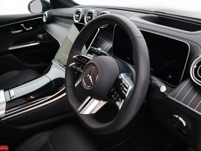 MERCEDES-BENZ GLC Photo 12