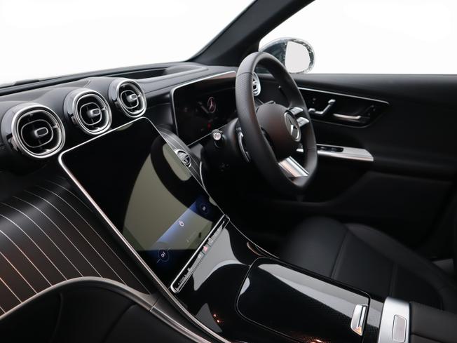 MERCEDES-BENZ GLC Photo 3