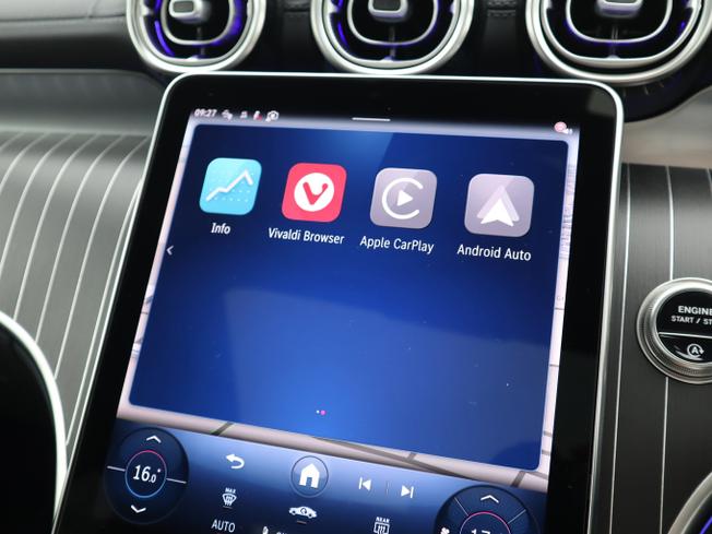 MERCEDES-BENZ GLC Photo 33