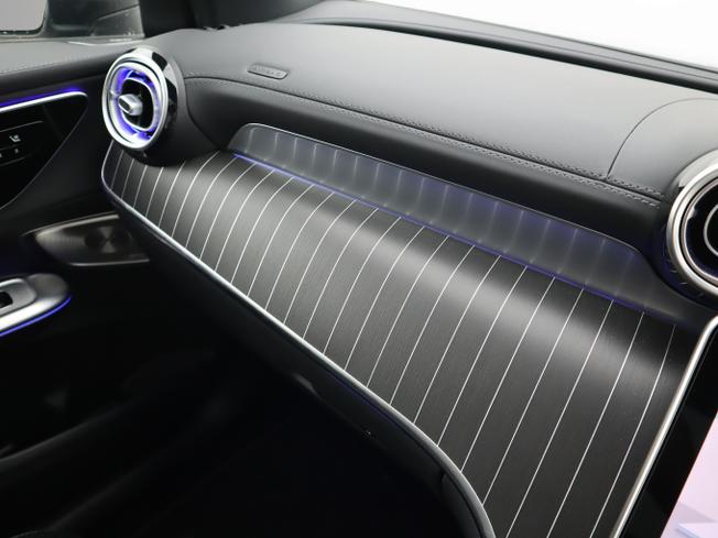 MERCEDES-BENZ GLC Photo 39