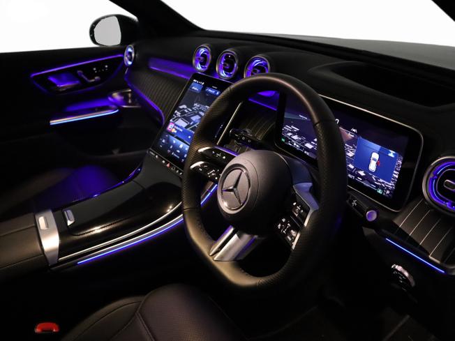 MERCEDES-BENZ GLC Photo 44